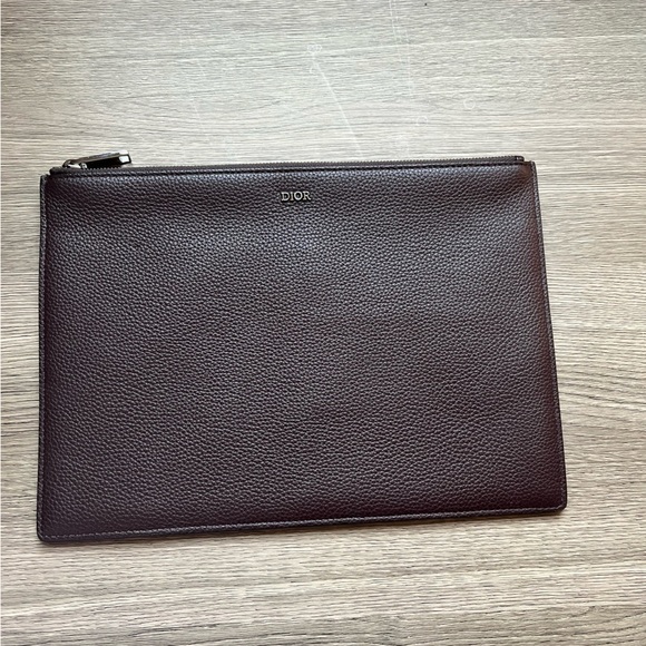 Dior Brown Leather Pouch 2022 - Picture 2 of 11